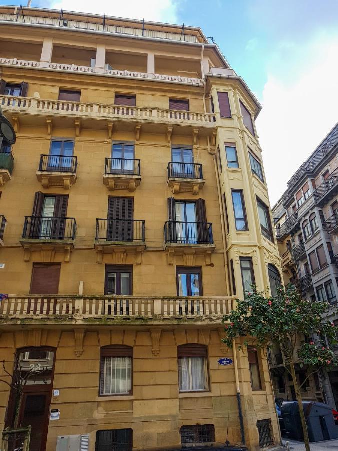 Waves Guesthouse San Sebastián Eksteriør billede